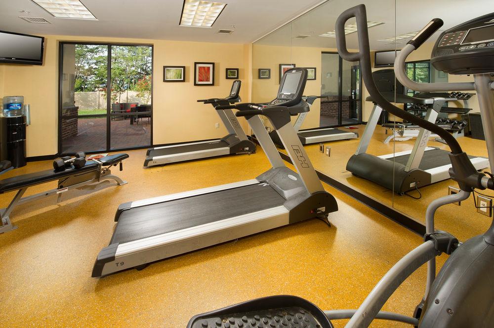 Courtyard By Marriott Waldorf Hotel Екстериор снимка