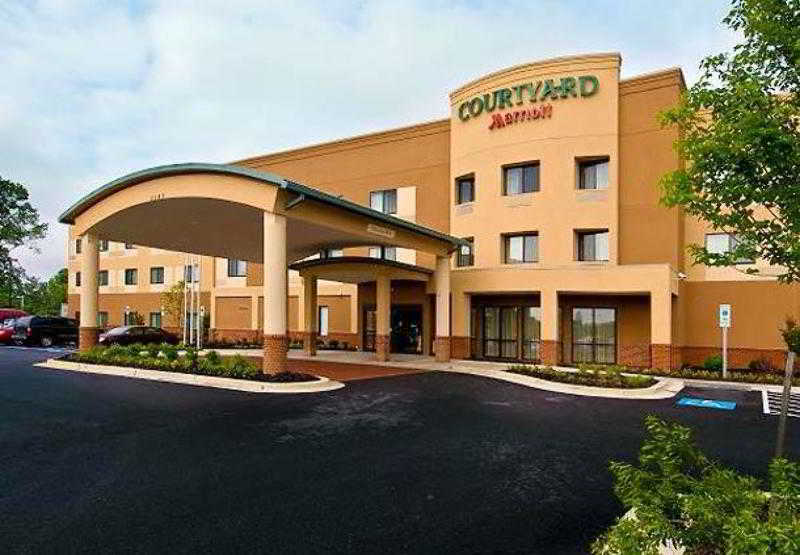 Courtyard By Marriott Waldorf Hotel Екстериор снимка